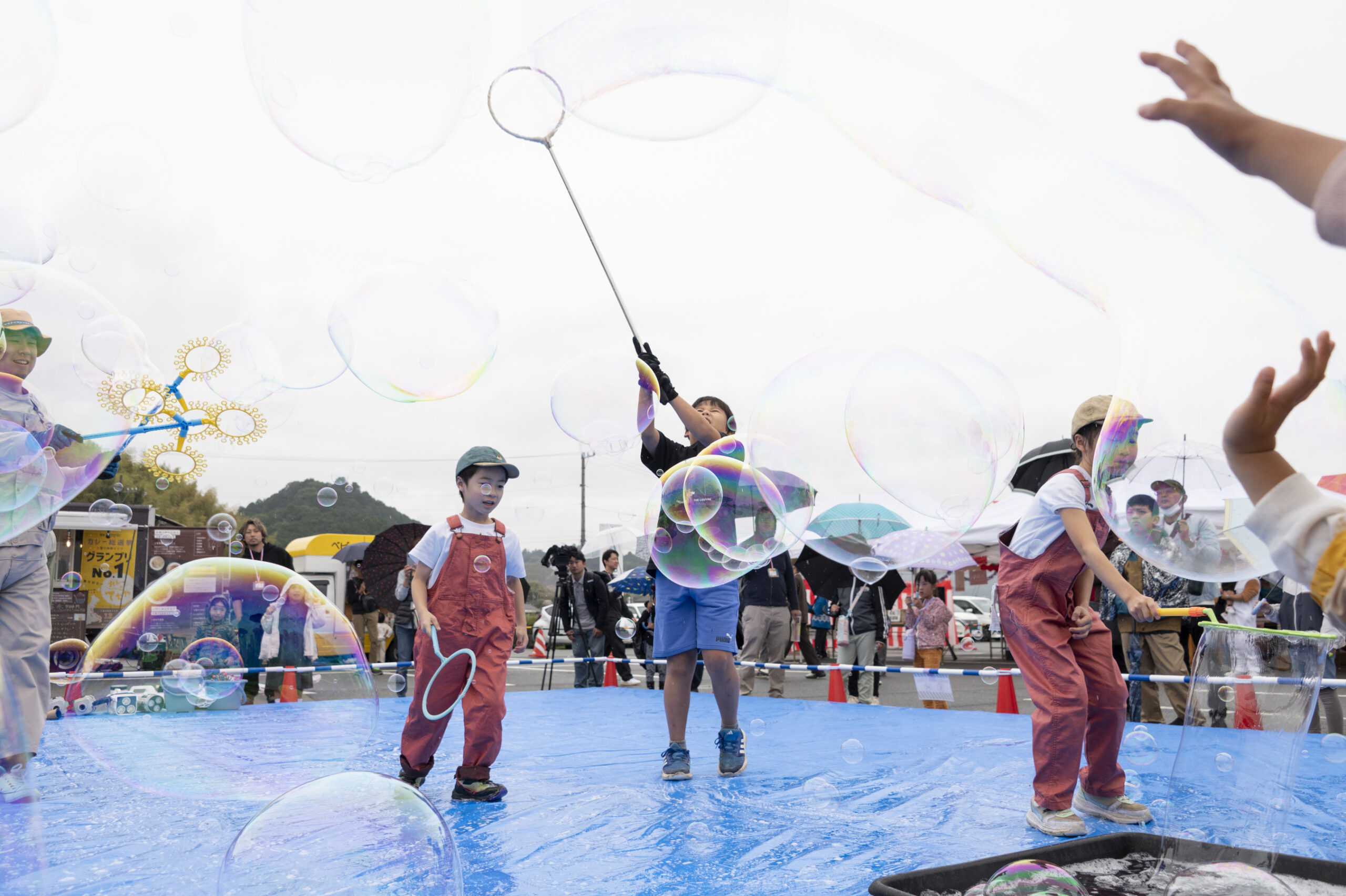 中央ステージイベントのシャボン玉